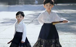 汉服男孩滑板穿搭图片，汉服男孩图片
