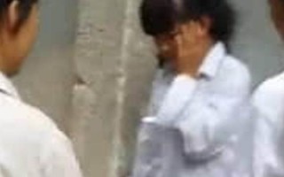 恶搞真人版打斗视频下载，恶搞真人版打斗视频下载安装