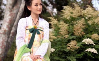 春暖花开汉服姐姐穿搭，春暖花开汉服姐姐穿搭图片